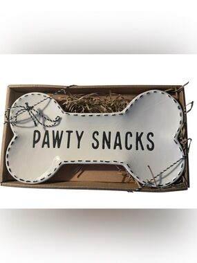 Mud Pie 'Pawty Snacks' Bone-Shaped Ceramic Treat Dish Black & White